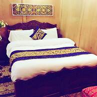 Lake Victoria Houseboat