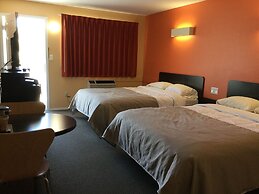 Riverside Motel