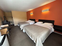 Riverside Motel
