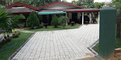 Lal HomeStay