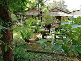 Lal HomeStay