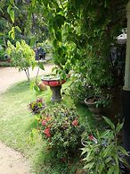 Lal HomeStay