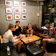 84 Gallery - Hostel