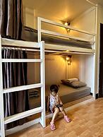 84 Gallery - Hostel