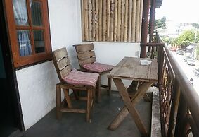 J Giant Hostel