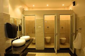 Hotel Kama International