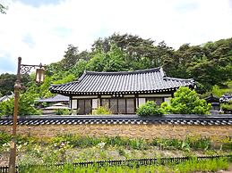 Tohyang Gotaek