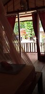 Simeulue Nanik Surfcamp