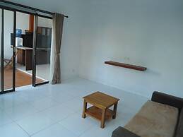 Arya Residence