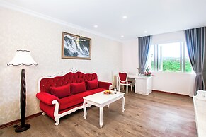 Ladalat Hotel