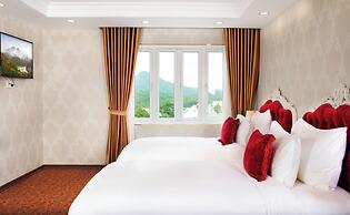 Ladalat Hotel