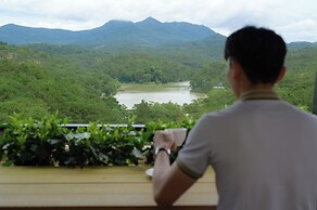 Ladalat Hotel