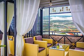 Ladalat Hotel