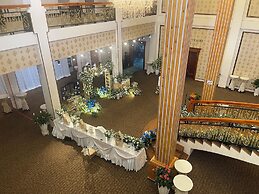 Ladalat Hotel