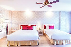Ladalat Hotel