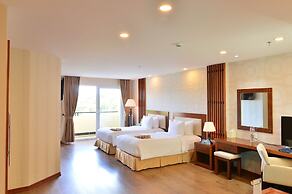Ladalat Hotel
