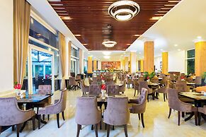 Ladalat Hotel