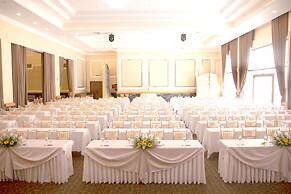 Ladalat Hotel