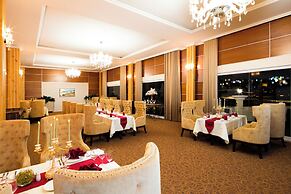 Ladalat Hotel