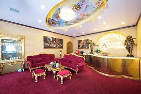 Ladalat Hotel