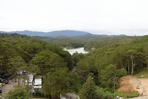 Ladalat Hotel