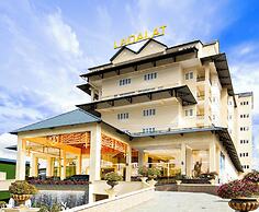 Ladalat Hotel