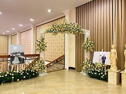 Ladalat Hotel