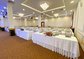 Ladalat Hotel
