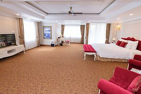 Ladalat Hotel