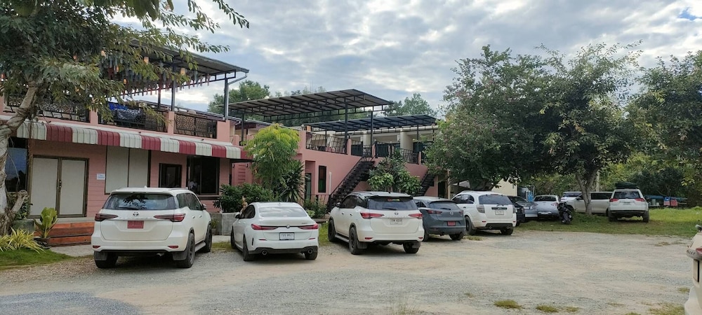Rapeepong Resort Nanthai