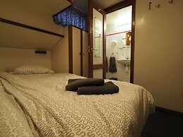 Hotelschip Sarah