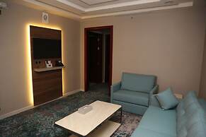Bram Hotel Suites