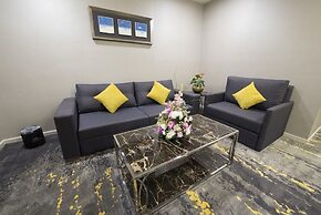 Bram Hotel Suites