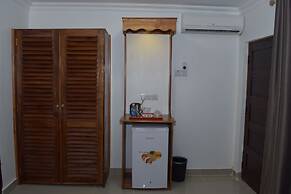 Chukwani Executive Inn