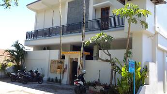 Amed Beach Villa