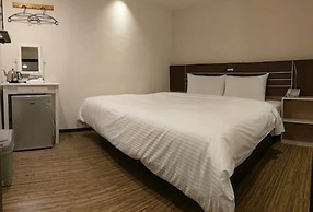 Jhong-Sing Hotel