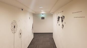Jhong-Sing Hotel