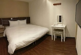 Jhong-Sing Hotel