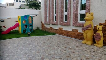 Bear Homestay