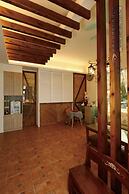 Bear Homestay