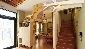 Bear Homestay