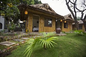 Tam Coc Palm House