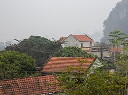Tam Coc Palm House