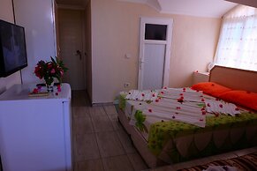 Karaca Apart Hotel