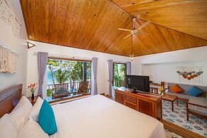 Camia Resort & Spa