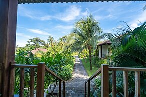Camia Resort & Spa