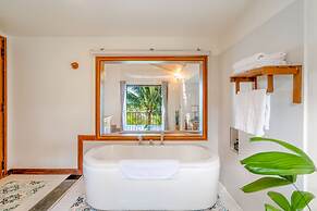 Camia Resort & Spa