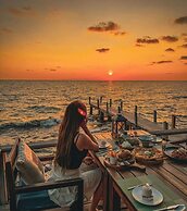 Camia Resort & Spa