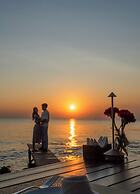 Camia Resort & Spa