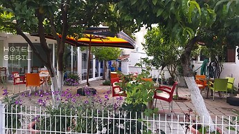 Hotel Seril 1